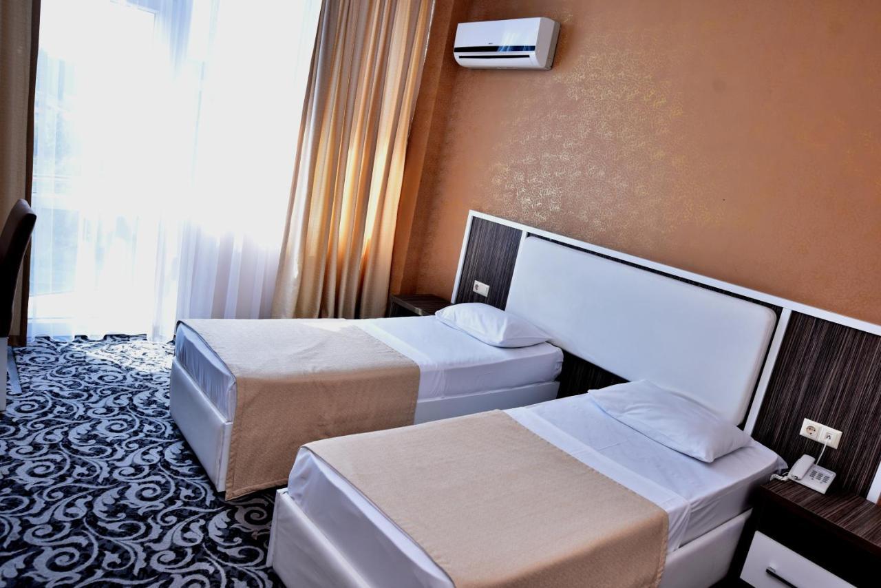 Grand Georgian Palace Batumi Ngoại thất bức ảnh