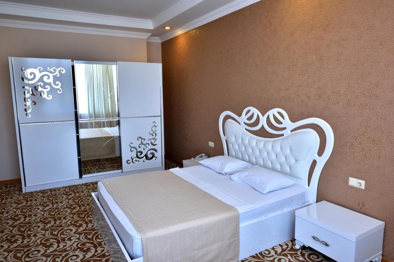 Grand Georgian Palace Batumi Ngoại thất bức ảnh