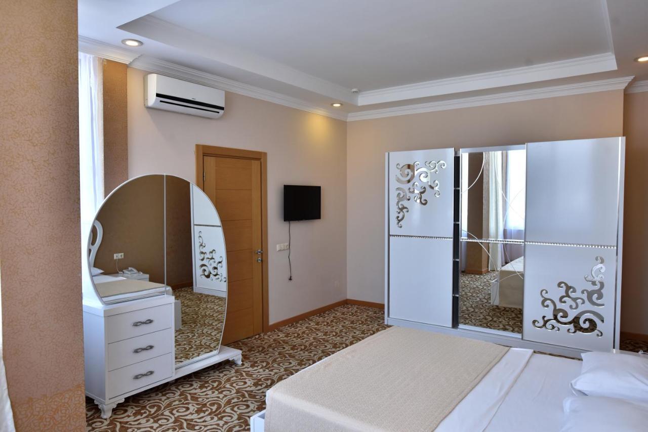 Grand Georgian Palace Batumi Ngoại thất bức ảnh