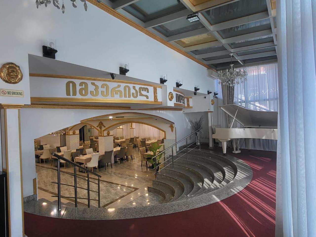 Grand Georgian Palace Batumi Ngoại thất bức ảnh