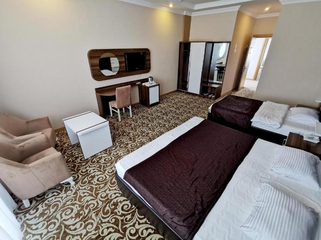 Grand Georgian Palace Batumi Ngoại thất bức ảnh